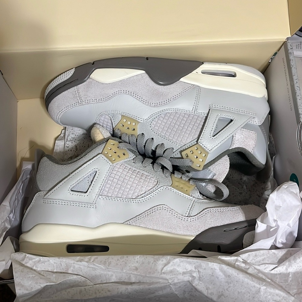 Shoes - Picture 2 of 2